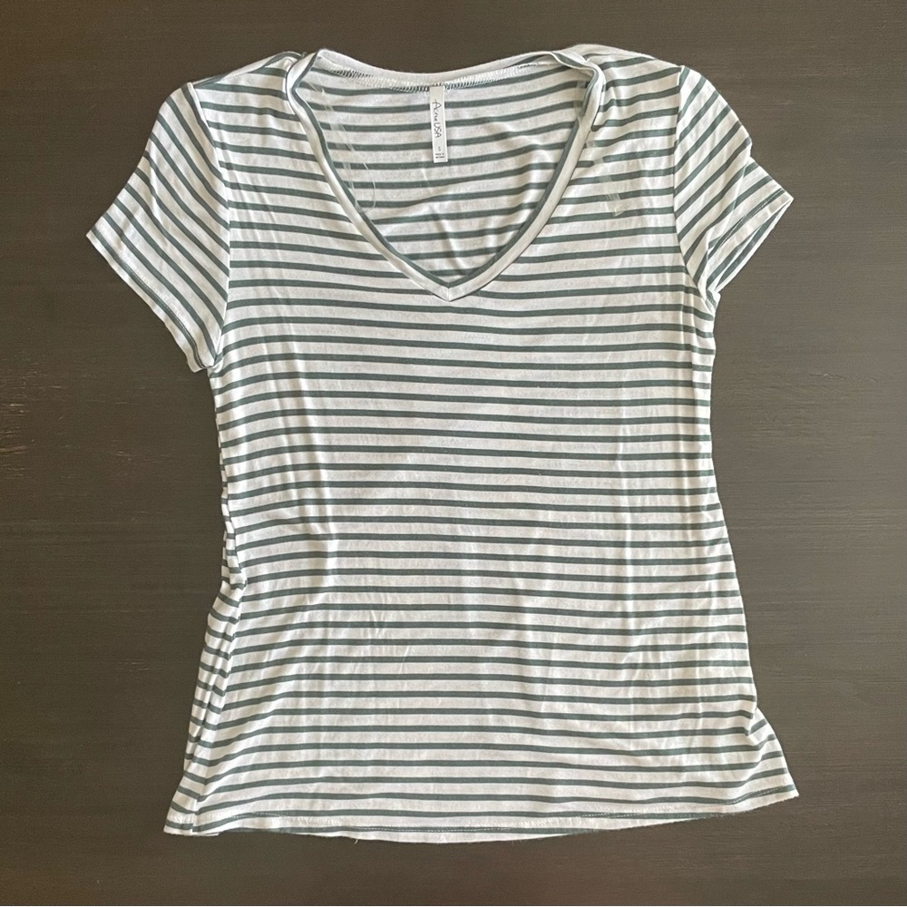 Active USA Striped V-Neck Shirt